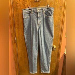 Levi's High-Rise Light Blue Women's Jeans